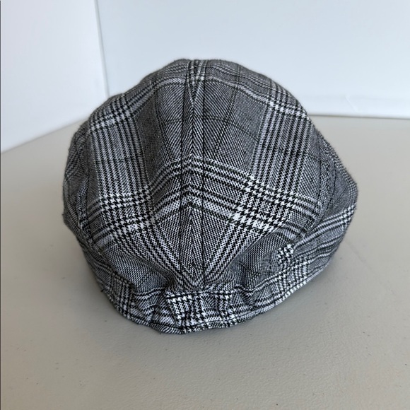 Barts Black and White Plaid Hat - Picture 10 of 16